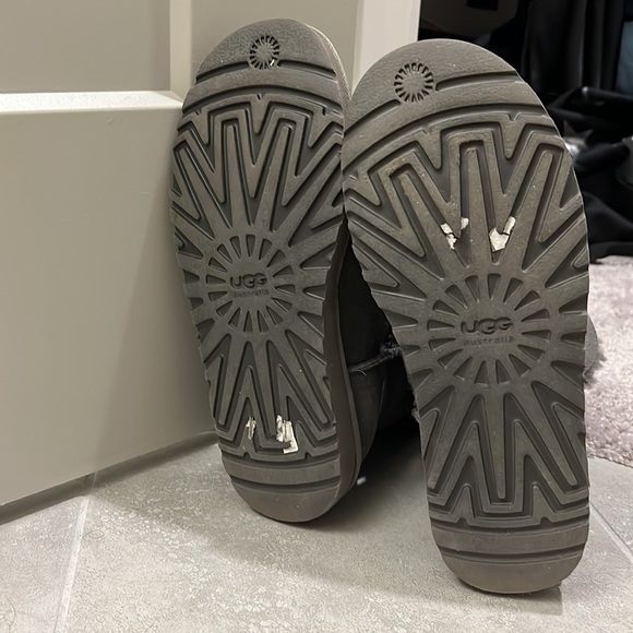 Ugg’s grey BAILEY BUTTON II - Picture 5 of 5